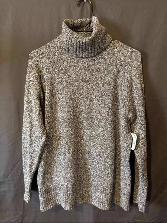 Old Navy Sweaters - Old Navy SoSoft Turtleneck Sweater